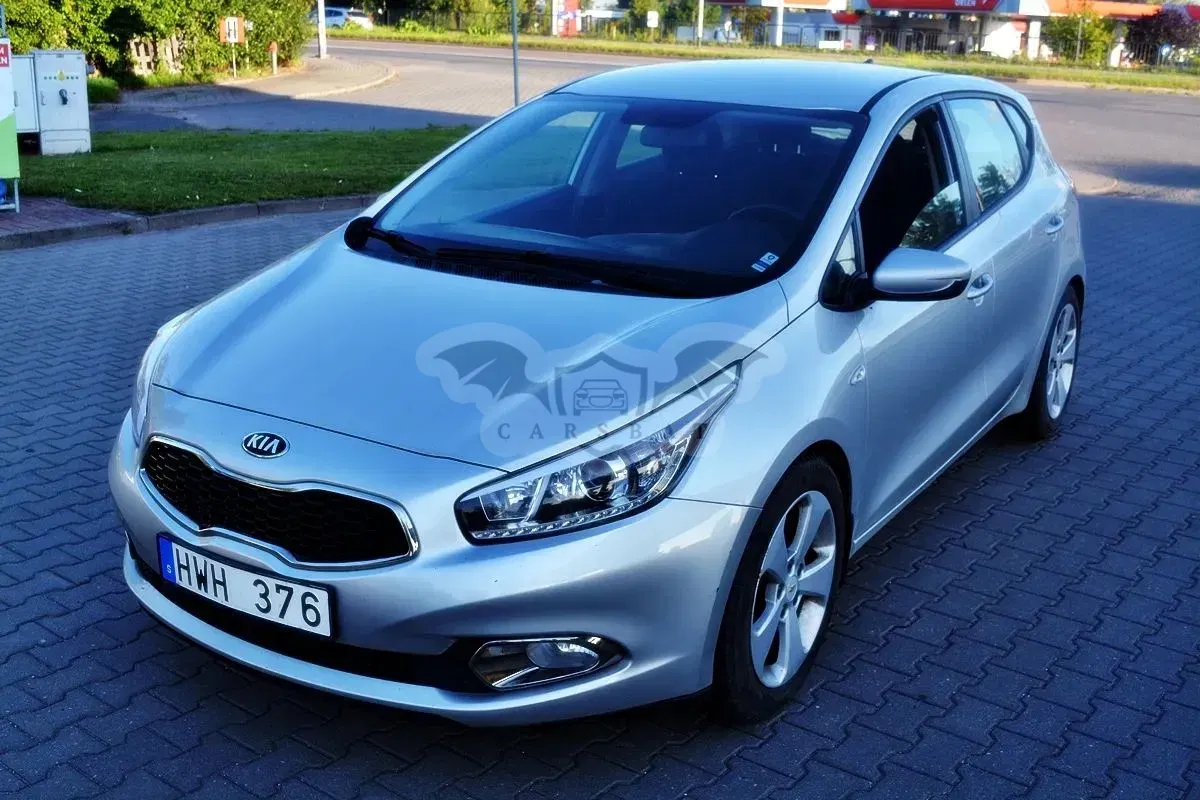 Kia Ceed II (2012-) 1.4 CVVT Attract 2013