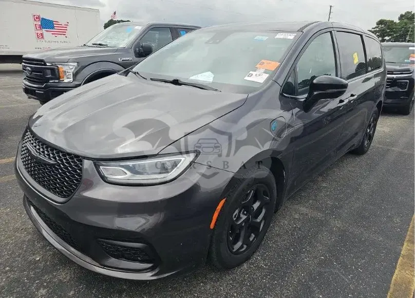 Chrysler Pacifica 2023
