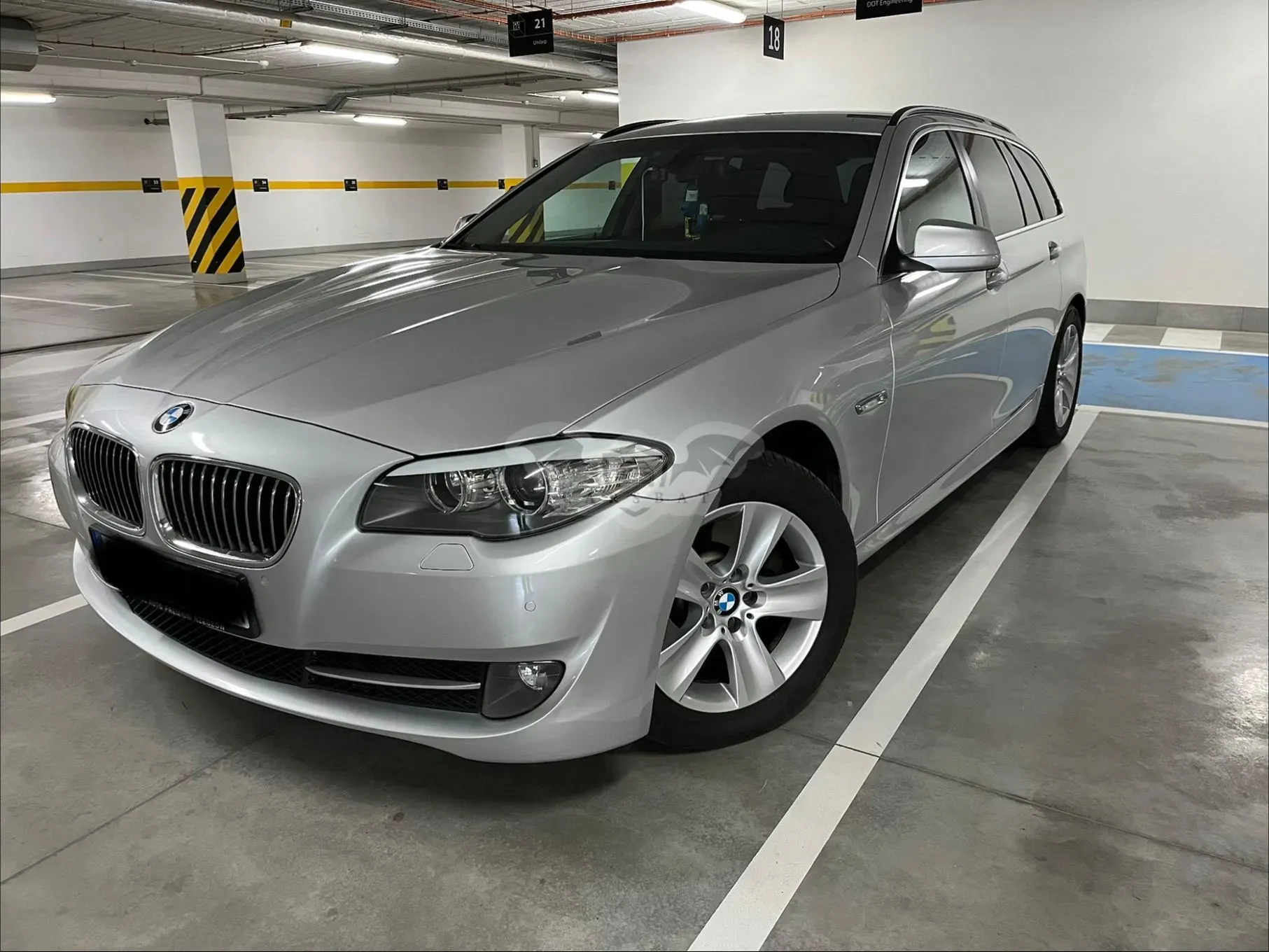 BMW 5 Series F10/F11 (2009-2017) 2011