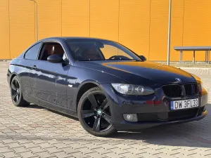 BMW 3 Series E90/E91/E92/E93 (2005-2012) 320i 2009