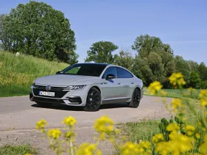 Volkswagen Arteon 2.0 TDI SCR R-Line DSG 2020