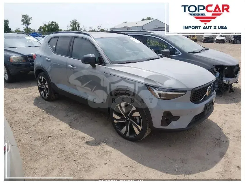 Volvo XC40 B5 B AWD Ultimate Dark 2024