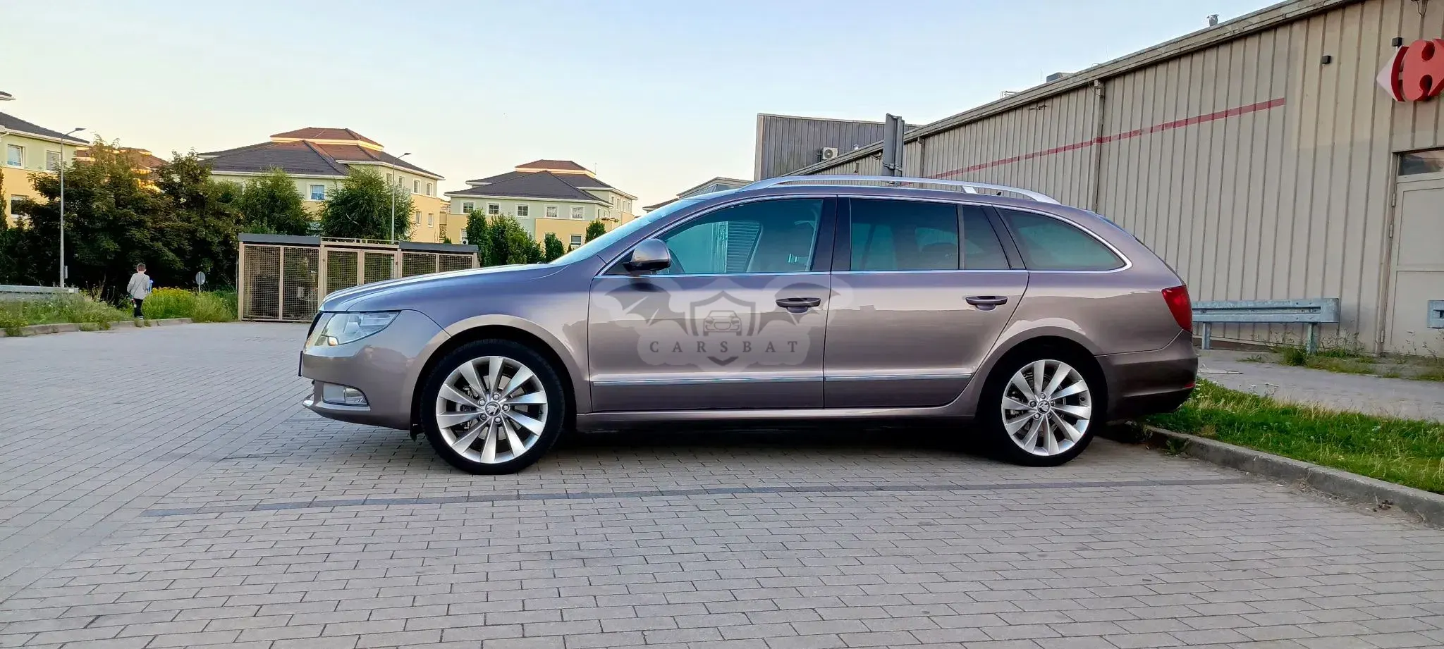 Skoda Superb II (2008-2018) 2.0 TDI Ambition DSG 2010