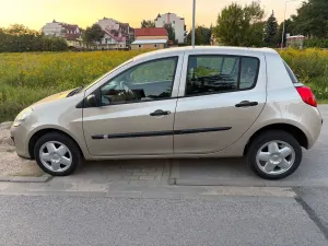 Renault Clio III (2005-2012) 1.2 16V Expression 2007