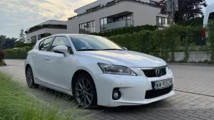 Lexus CT 200h Prestige 2011
