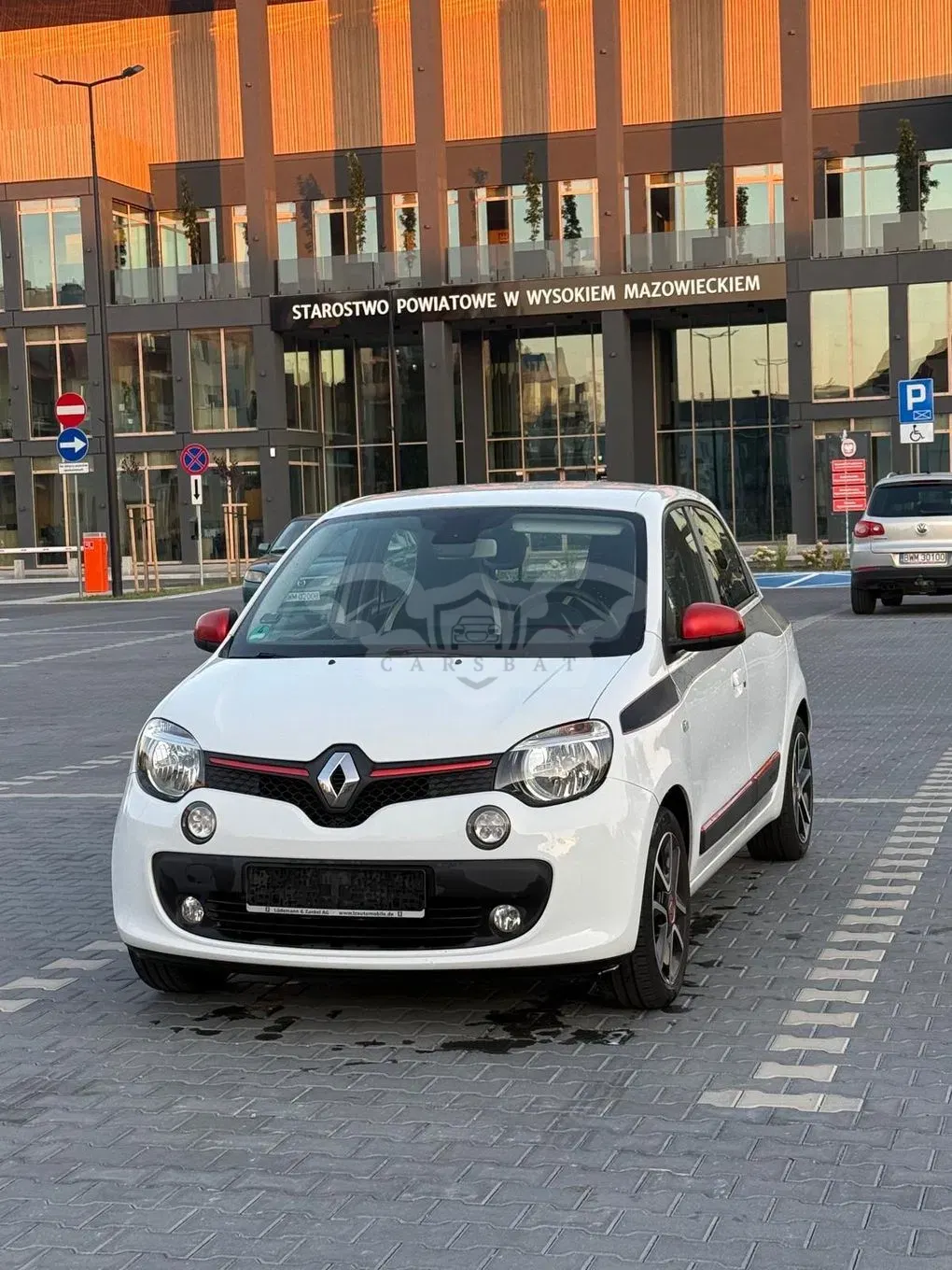 Renault Twingo III (2014-) ENERGY TCe 90 Luxe 2014
