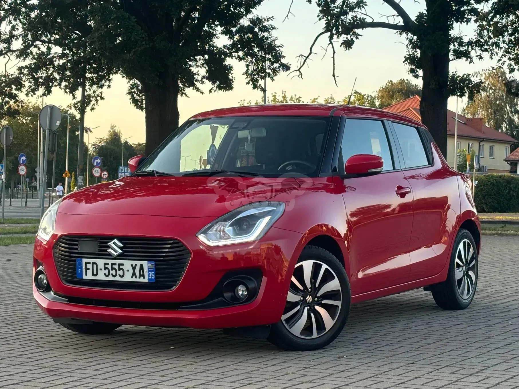 Suzuki Swift VI (2017-2024) 1.0 Boosterjet (SHVS) Hybrid Comfort+ 2019