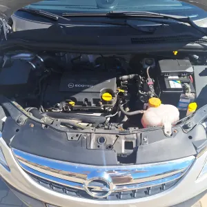 Opel Corsa D (2006-2014) 1.2 16V Cosmo 2011