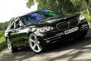 BMW 7 Series F01 (2008-2015) 750i xDrive 2013