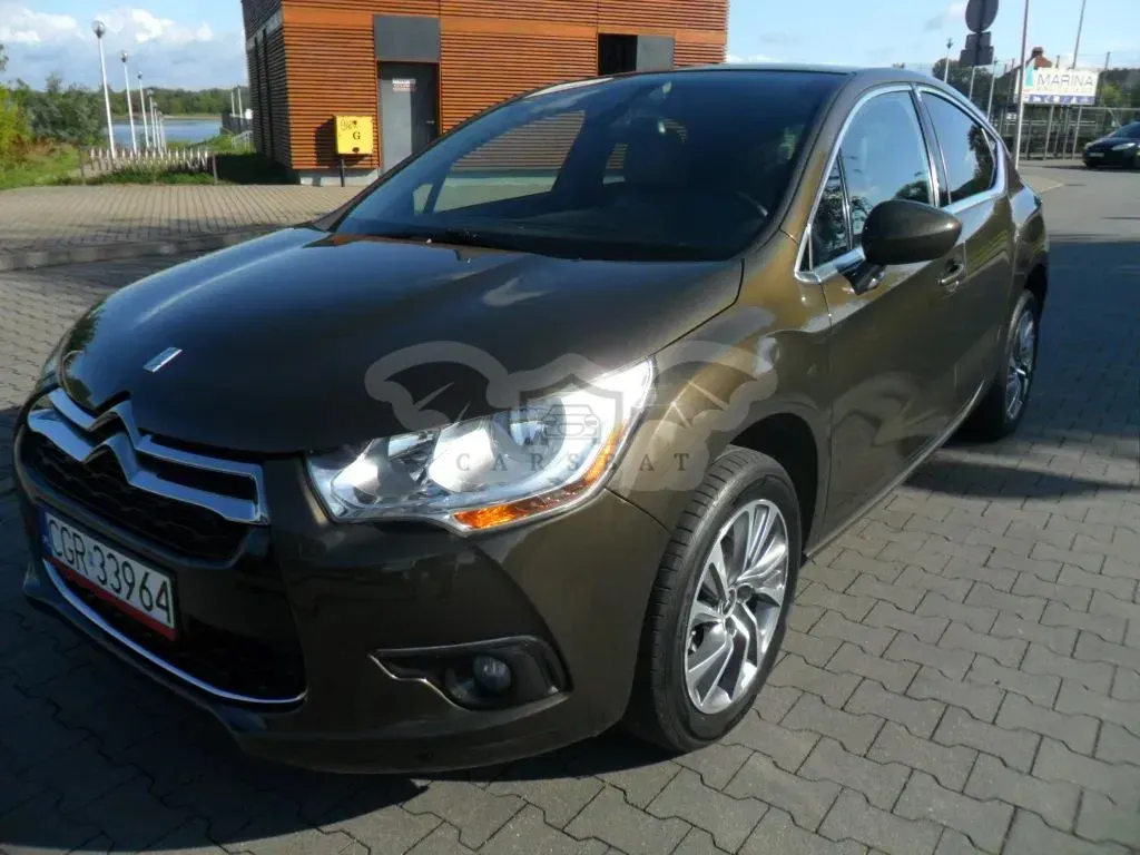 Citroën DS4 VTi 120 SoChic 2012