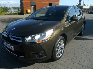 Citroën DS4 VTi 120 SoChic 2012