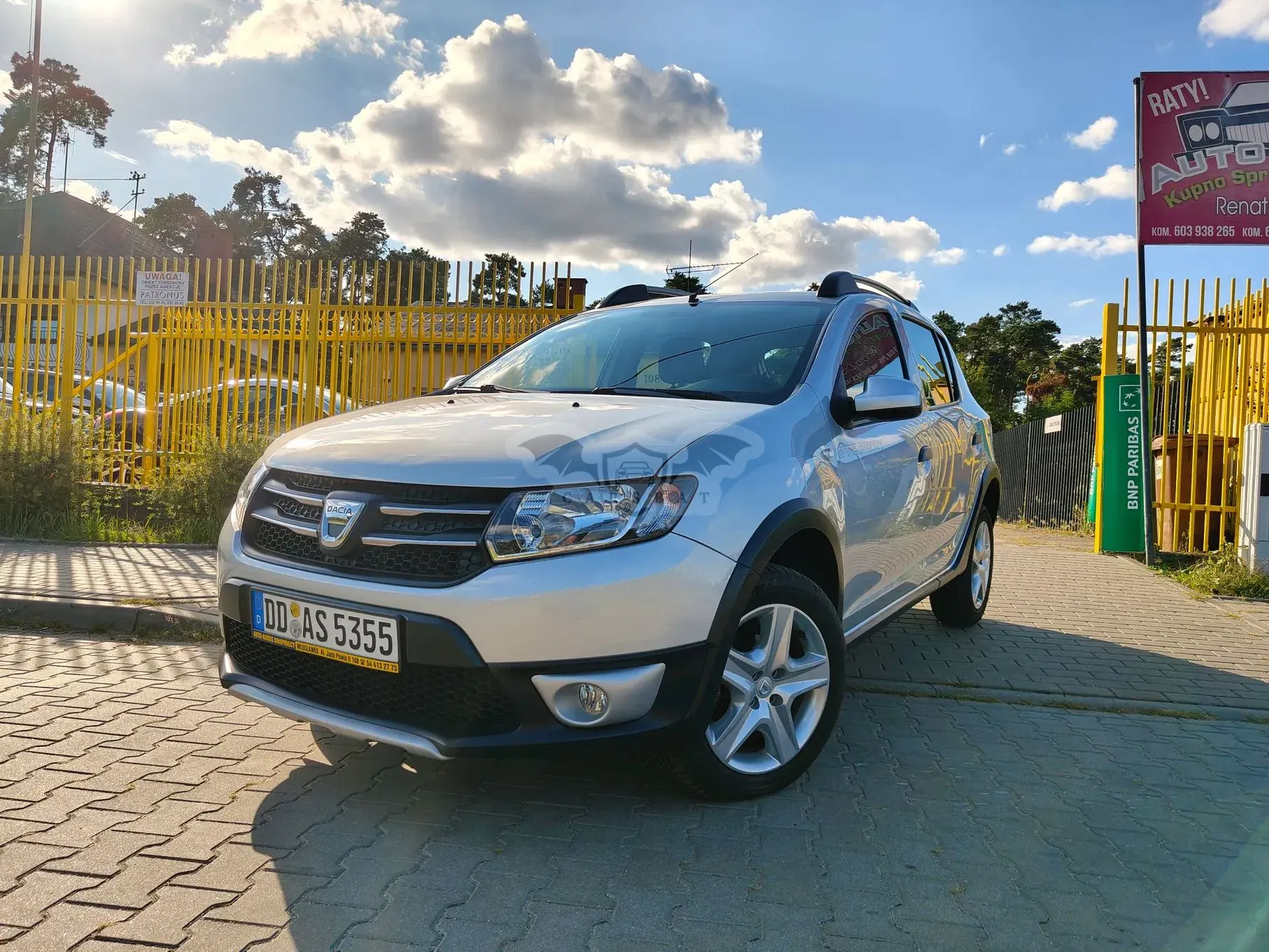Dacia Sandero II (2012-2020) TCe 90 (S&S) Celebration 2013