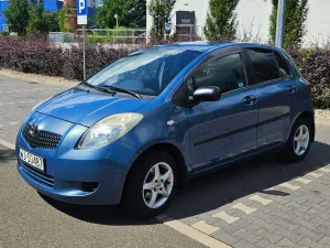 Toyota Yaris II (2005-2011) 1.0 Terra A/C 2006