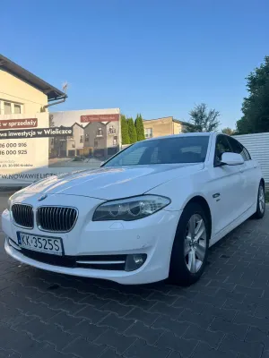 BMW 5 Series F10/F11 (2009-2017) 525d xDrive Modern Line 2012