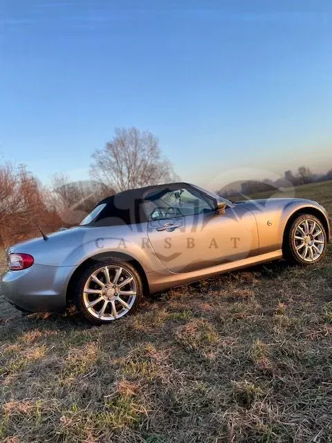 Mazda MX-5 (Miata) 1.8 Kirei 2011