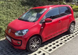 Volkswagen Up! 1.0 cross CityLine 2013
