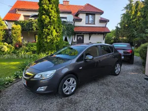 Opel Astra J (2009-2019) 1.4 Turbo Active 2011