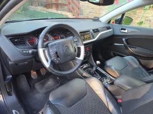Citroën C5 III (2008-) 2.0 HDi Exclusive 2013