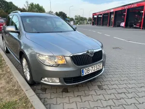 Skoda Superb II (2008-2018) 1.6 TDI Ambition 2012