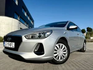 Hyundai i30 III (2017-) 1.0 T-GDI Family 2018