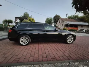 BMW 5 Series F10/F11 (2009-2017) 520d 2011