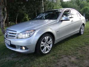 Mercedes-Benz C W204 (2007-2014) 180 BlueEFFICIENCY 7G-TRONIC Avantgarde 2010