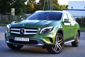 Mercedes-Benz GLA 180 d Activity Edition 2016