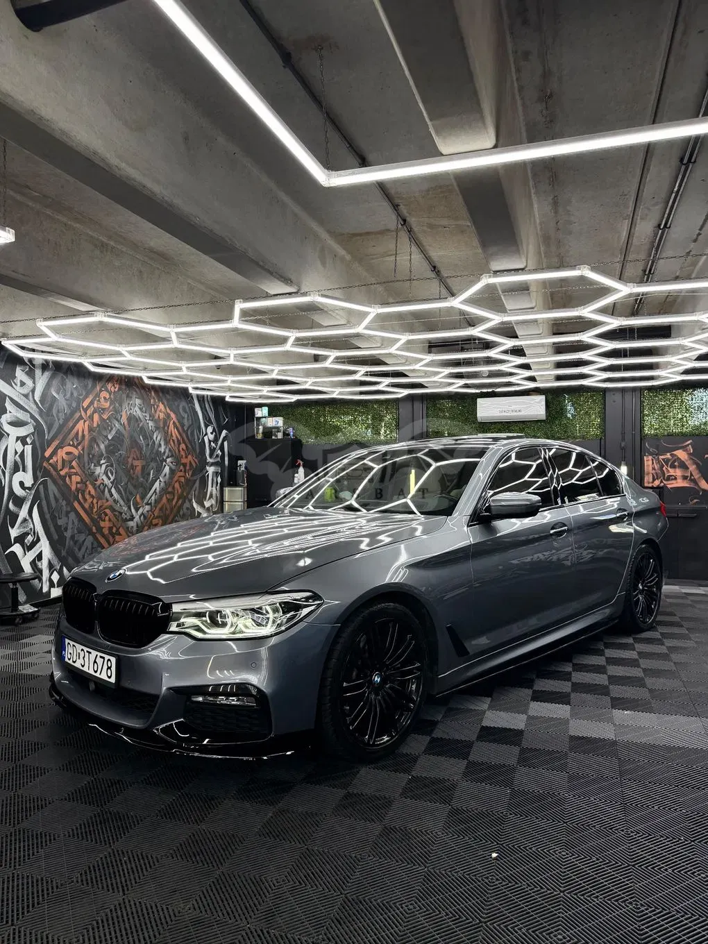 BMW 5 Series G30/G31 (2017-2023) 540i M Sport sport 2018