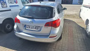Opel Astra J (2009-2019) 1.4 Turbo 2011