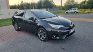 Toyota Avensis III (2009-) 2.0 D-4D Premium 2017