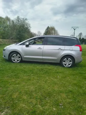 Peugeot 5008 I (2009-2017) 1.6 THP Family 7os 2011