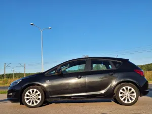 Opel Astra H (2004-2014) 1.4 Active 2013