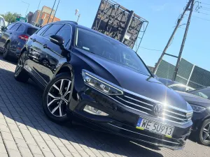 Volkswagen Passat B8 (2014-2023) 1.5 TSI EVO Business 2022