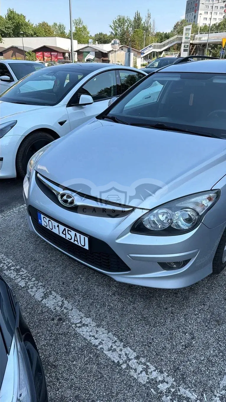 Hyundai i30 I (2007-2012) 1.6 Style 2011