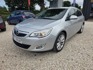 Opel Astra J (2009-2019) 1.4 Turbo Innovation 2011