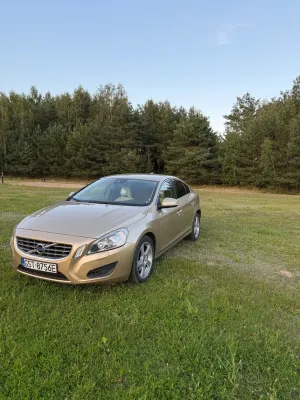 Volvo S60 II (2010-) D5 AWD 2010