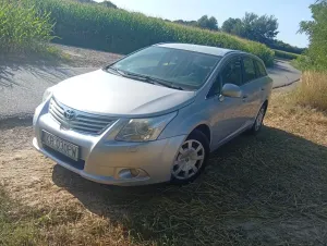 Toyota Avensis III (2009-) 2.0 D-4D Sol 2010