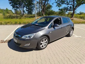 Opel Astra J (2009-2019) 2012