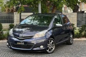 Toyota Yaris III (2011-2019) 1.33 Business Edition 2014