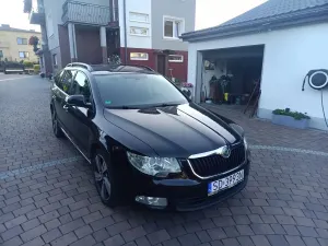 Skoda Superb II (2008-2018) 2.0 TDI Comfort DSG 2011