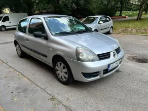 Renault Clio III (2005-2012) 1.2 16V Campus 2007