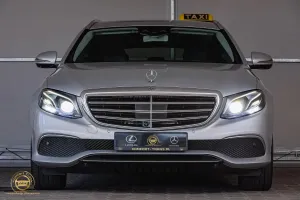 Mercedes-Benz E W213 (2016-2023) 220 d 4-Matic 9G-TRONIC 2017