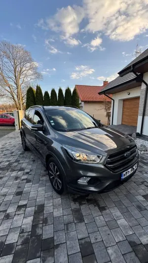 Ford Kuga II (2012-) 2.0 TDCi AWD ST-Line 2017
