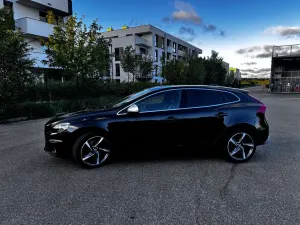 Volvo V40 II (2012-) D4 Drive-E Summum 2014