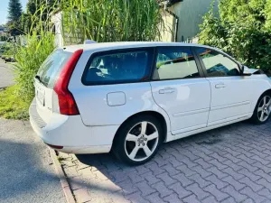 Volvo V50 D2 2012