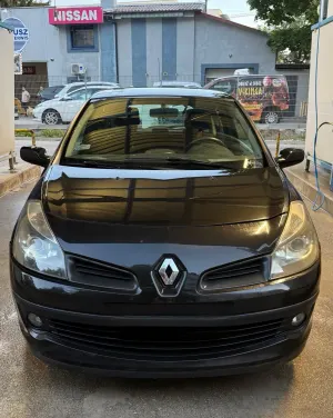 Renault Clio III (2005-2012) 1.2 16V Rip Curl 2007