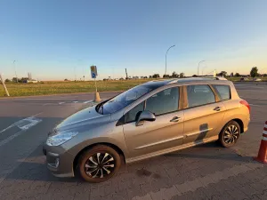 Peugeot 308 T7 (2008-2013) 1.6 HDi Premium Plus 2010