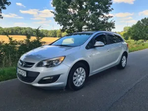 Opel Astra J (2009-2019) 1.7 CDTI Enjoy 2012
