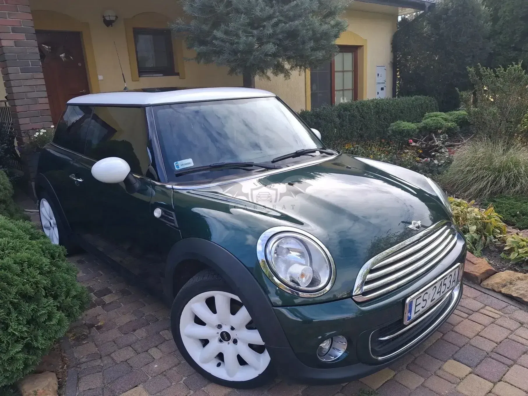 Mini Cooper Standard 2012