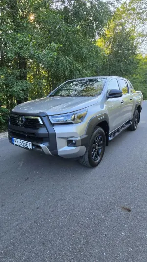 Toyota Hilux 2.8 D-4D Double Cab Invincible 4x4 2021